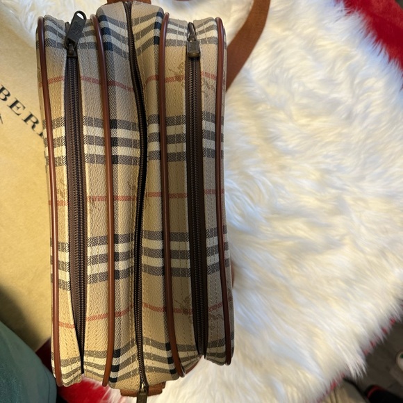 Burberry airport travel bag - Picture 6 of 9